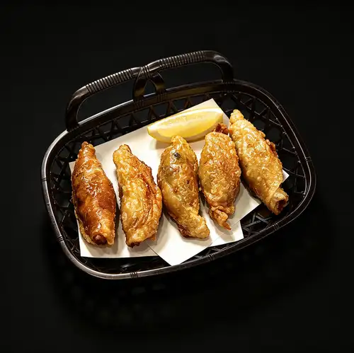 パリパリ鶏皮餃子