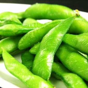 Green soybeans, cold tofu, Korean glue