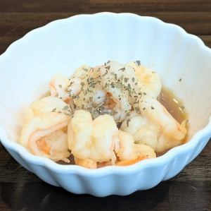 エビのニンニクしょうゆ炒め