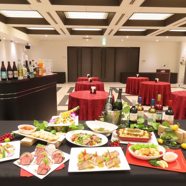 The restaurant can be reserved for 2 people or more, and can be reserved for 20 to 300 people. Recommended for dates, anniversaries, girls' night out, wedding receptions, and various parties.