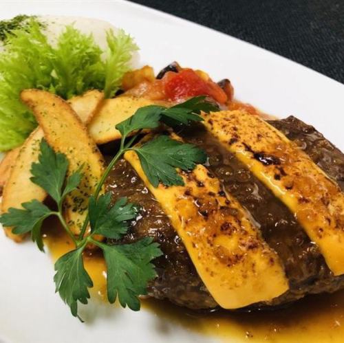 期間限定！【Dランチ】煮込みチーズハンバーグ