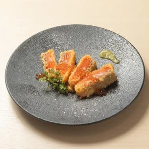 サーモンといくらのレアかつ