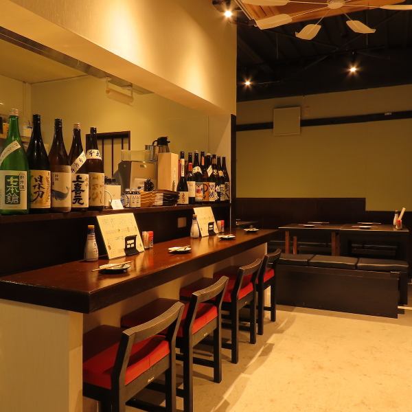 [Also suitable for small groups] We also have counter seats and table seats that can accommodate two people! If you want to relax and drink today, please feel free to drop by.Enjoy delicious Japanese food while enjoying conversation with the staff!