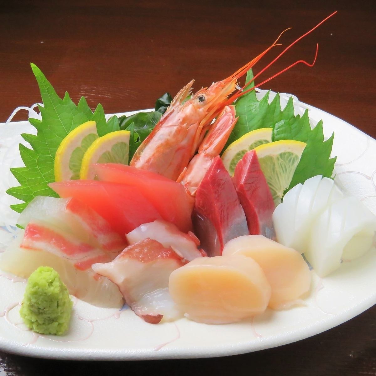 We offer seasonal fresh fish purchased directly from the market as sashimi!