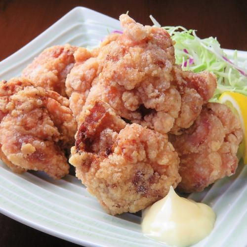 鶏の唐揚げ(4個)