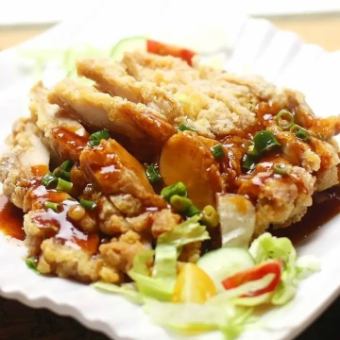 中華えびせん/揚げピーナッツ/胡桃ゴマ揚げ/揚げ銀杏/鉄板揚げコーン/四川風シイタケ揚げ/揚げ野菜