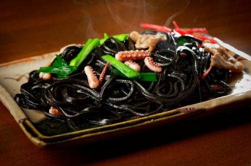 Our specialty, squid ink fried noodles!