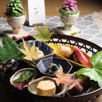 【旬の食材を存分に味わう】「町の踊場」コース　＊お料理8～10品 13,200円（税込）