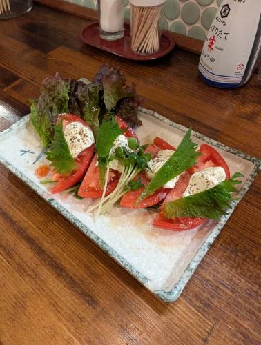 トマトとクリームチーズのカプレーゼ