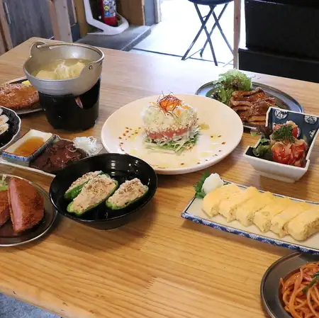 [餐桌座位：2-6人]