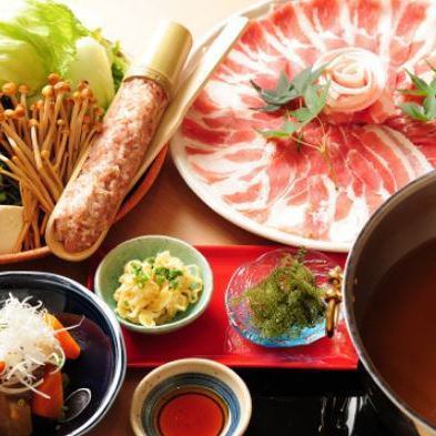 東京珍貴品牌豬“Ahu”的涮涮鍋！