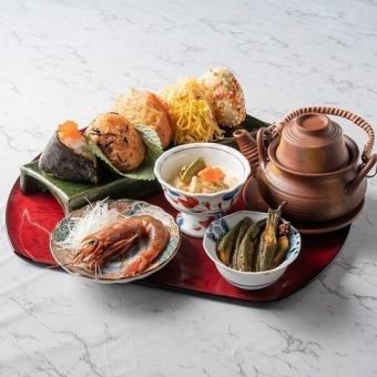 【ランチ限定】選べるおにぎり５種 旬の惣菜御膳
