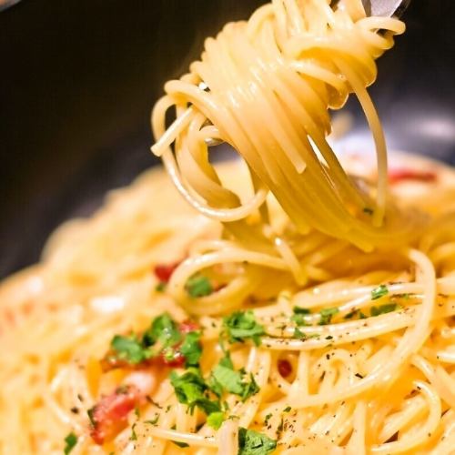 軽食から本格派料理まで!