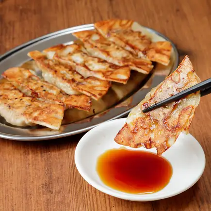 【酔いどれ屋餃子コース】餃子と唐揚げが食べ飲み放題平日180分週末120分生ビール付き飲み放題!