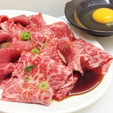 黒毛和牛焼肉すき焼き（玉子つき）￥1,749円(税込)