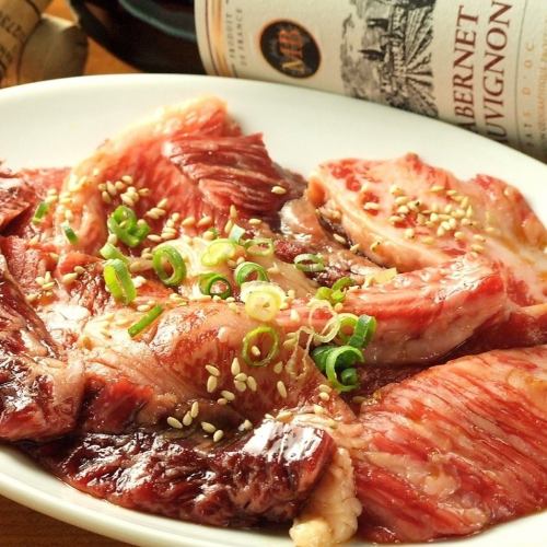 お得な黒毛和牛赤身盛り合わせ　約150g1848円｜約300g3278円｜約500g5478円