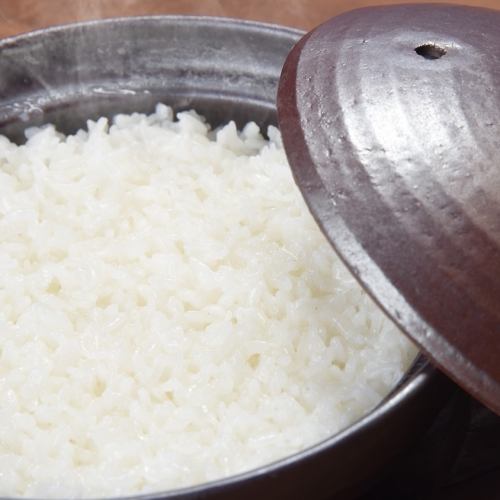 ＜名物！＞炊き立て土鍋ごはん　※一合の料金です