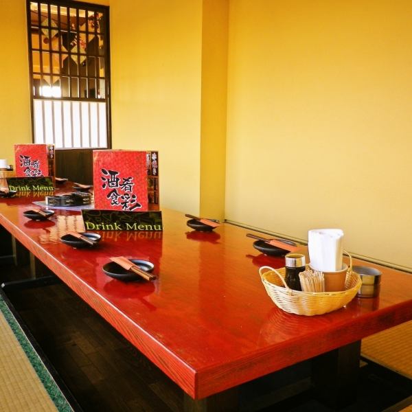 This is a calm and quiet space with the image of pure Japanese style.A popular local store loved by students and locals in a corner of a residential area.Even though the writing on the table is enough, there is a daily service on the wall.Is the joy of the customer the work of the energetic staff who are worth living?