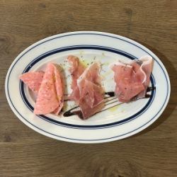 ハム盛り合わせ