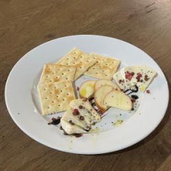 チーズ盛り合わせ