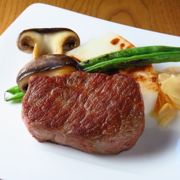 [Shopkeeper's recommendation!] Roaster steak