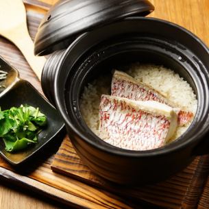 [Ehime] Freshly cooked sea bream rice