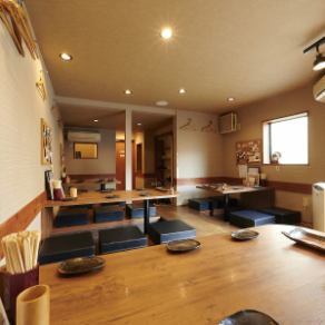 【2Ｆ】17名様～最大22名様まで貸切ＯＫです！歓送迎会など各種宴会にご利用ください！周りを気にせずわいわい楽しんで頂けます！