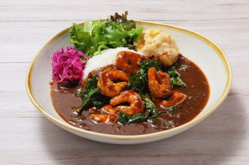 グリルシュリンプとケールのカレー