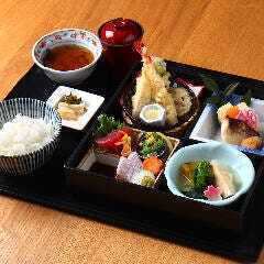 季節の松花堂御膳（秋） 2,500円（税込）