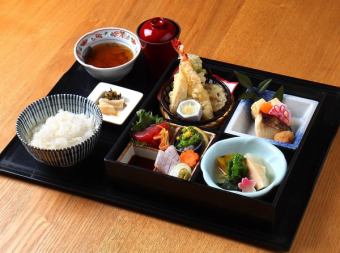 季節限定款松花堂禦前（春季）2,500日圓（含稅）