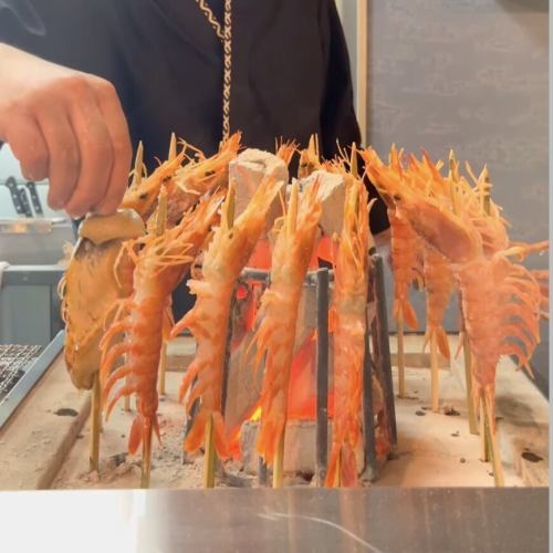 【臨場感溢れる原始焼き】