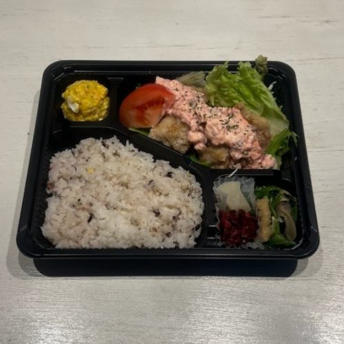 【唐揚げ弁当】