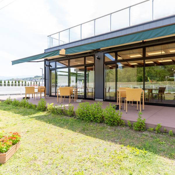 The spacious restaurant has 21 tables and 64 seats.