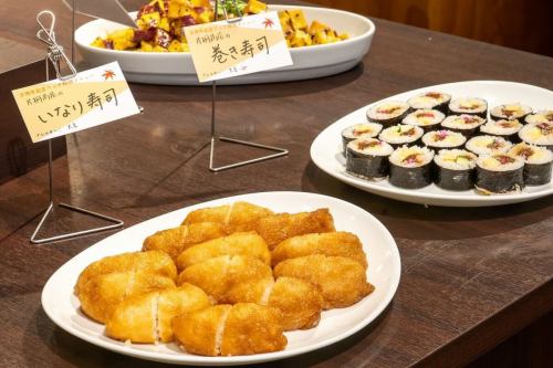 [2nd Anniversary Fair has ended]

Good evening!
It's a veggie-full kitchen ☺️

🍂🍁🍄‍🟫🌰🌾🌼🍎🍐🍇🍠🌾🍁🍂
✨2nd Anniversary Toyooka Village Autumn Taste Fair✨
🍂🍁🍄‍🟫🌰🌾🌼🍎🍐🍇🍠🌾🍁🍂

We had many customers visit us for three days.
Thank you very much.

A fair with plenty of special menu items
Did you enjoy it?

When you leave, you'll say, "It was delicious! I'm full!"
I was very happy to see so many smiling customers.
Satisfying both your stomach and your heart
It was a fair worthy of the 2nd anniversary.
I think so✨

Providing delicious food to customers at the fair
I want you to eat a lot
To all the producers who cooperated,
Thank you so much!

Thank you for your continued patronage,
Neighboring cities and towns, of course
They come to our store from far away
The more customers we have,
It will attract the attention of many people
It has grown into a restaurant.

This will continue to be our concept in the future.
"The importance and value of agriculture,
"I want to convey this to my customers through food."
To be able to reach more people
We will continue to work even harder.

We hope for your continued patronage.
Thank you for your cooperation.

📸photo by
@metabolikuma1

The 18th wall art is
To coincide with the 2nd anniversary
To @yoshizawasayaka
It was produced.
thank you!
Please come and see the real thing!

✼••┈┈••✼••┈┈••✼••┈┈••✼••┈┈••✼
Vegeful Kitchen is
Fresh vegetables and fruits from Toyooka Village
A generous buffet-style meal
Vegetable Garden Buffet Restaurant
﹍ ﹍ ﹍ ﹍ ﹍ ﹍ ﹍ ﹍ ﹍
VEGE-FULL KITCHEN
﹉ ﹉ ﹉ ﹉ ﹉ ﹉ ﹉ ﹉ ﹉
We are the only store in Minami Shinshu certified by the Japan Vegetable Sommelier Association.

@Roadside Station Minami Shinshu Toyooka Marche
Nagano Prefecture, Shimoina District, Toyooka Village, Kamiina 12410
☎️0265-48-8063
🍅🍆🫛🥦🥬🥒🌶️🫑🌽🥕🧄🧅🥔🫜
#Vegetablefulkitchen
#vegefullkitchen
#VegetableGardenBuffet
#Buffet #Restaurant
#Lots of vegetables #Vegetable buffet
#Toyooka Travel Time #Toyooka Marche
#Minami Shinshu Toyooka Marche
#Roadside station #Roadside station restaurant
#Toyooka Village #Iida City #Shimoina
#Japan Vegetable Sommelier Association Certified Restaurant
#2ndAnniversary #ThankYou #AutumnFoodFair