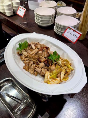 【聖誕菜單】

晚安!
這是一個素食廚房🥗

距離2025年只剩幾天了。
最後，下週就是聖誕節🎄

前幾天，也就是12月14日（星期日）舉行的活動
豐田聖誕美食節 2025
@toyooka_tabijikan
許多顧客來到了豐岡市場路邊站。
謝謝大家的光臨🎅🎁
謝謝你！

素食廚房也可供活動使用。
限時優惠，至25日
聖誕節菜單上線💓

💚🍰🌟🎄🎁❄️☃️🎅🫎✨🎄❄️🧣❤️

【2025年素食廚房聖誕菜單】
🐽新比豬肉漢堡牛排配半釉汁
🥗自製瑞茜沙拉
烤雞
🥙 皮塔餅 ~ 聖誕色彩莎莎醬 ❤️ 和羅勒醬 💚 ~
🍅蔬菜湯（番茄湯）
🥣奶油燉菜
🐓雞飯
🍕聖誕甜點披薩
🧡市田柿子乾果磅蛋糕（德式聖誕蛋糕）
🍓豐岡村草莓甜點
如

💚🍰🌟🎄🎁❄️☃️🎅🫎✨🎄❄️🧣❤️

其他每日沙拉吧和
我們還提供各種各樣的菜餚🍽️

此外，素食廚房內部、入口區域和香草園
好多聖誕樹、花圈和裝飾品✨💖
晚上之後你就吃不下東西了。
您還可以欣賞燈光秀🎄

請帶上您珍貴的家人、伴侶或朋友一起來。
祝你玩得開心♪🌃

我們期待您的光臨！

✼••┈••✼••┈┈••┈•✼••┈┈••✼••┈┈••✼••┈┈••✼
蔬菜齊全的廚房
豐岡村的新鮮蔬菜和水果
自助餐樣式豐富
菜園自助餐廳
﹍﹍﹍﹍﹍﹍﹍﹍﹍
蔬菜齊全的廚房
﹉﹉﹉﹉﹉﹉﹉﹉﹉
我們是南信州唯一獲得日本蔬菜侍酒師協會認證的商店。

@道之站南新州豐岡Marche
長野縣下伊那郡豐岡村上根12410
☎️0265-48-8063

#蔬菜廚房
#vegefullkitchen
#菜園自助餐
#自助餐#餐廳
#大量蔬菜 #蔬菜自助餐
#豐岡旅行時間#豐岡馬爾凱
#南信州豐岡Marche
#路邊站 #路邊站餐廳
#豐岡村#飯田市#下伊那
#日本蔬菜侍酒師協會認證餐廳
#聖誕節 #聖誕菜單 #限時供應 #燈光秀 #聖誕樹