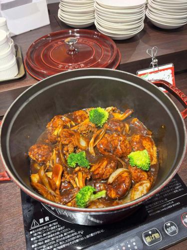 【크리스마스 메뉴】

안녕하세요!
베지풀 부엌입니다 🥗

2025년도 남은 분이 되었어요.
그리고 드디어 다음 주에는 크리스마스 🎄

요 전날 12/14 (일) 개최
토요 여행 XMAS FOOD FES2025
@toyooka_tabijikan에서
많은 고객이 미치노에키와 요오카 마르쉐에
오셨습니다 🎅🎁
감사합니다!

베지풀 주방도 이벤트에 맞춰
25일까지 기간 한정으로
크리스마스 메뉴가 준비되어 있습니다 💓

💚🍰🌟🎄🎁❄️☃️🎅🫎✨🎄❄️🧣❤️

【베지풀 키친 2025 크리스마스 Menu】
🐽 노부미 돼지의 햄버거 ~ 데미 글라스 소스가 ~
🥗 스스로 만드는 임대 샐러드
🍗로스트 치킨
🥙 피타판 ~ 살사 ❤️와 바질 💚의 크리스마스 컬러 소스 ~
🍅 미네스트로네 ~ 토마토 수프 ~
🥣크림 스튜
🐓치킨라이스
🍕 크리스마스 디저트 피자
🧡시 다 감입과 말린 과일 파운드 케이크 ~ 슈트렌 풍 ~
🍓 도요오카무라산 딸기 디저트
등

💚🍰🌟🎄🎁❄️☃️🎅🫎✨🎄❄️🧣❤️

기타 일일 샐러드 바
요리도 다수 준비하고 있습니다🍽️

또, 베지풀 키친 점내나 입구 주변, 허브 가든은,
크리스마스 트리와 임대, 장식도 많이 ✨💖
저녁 이후에는 식사를 할 수 없지만
일루미네이션도 즐길 수 있습니다 🎄

소중한 가족, 연인, 친구와 꼭
멋진 시간 보내세요♪🌃

여러분의 내점, 진심으로 기다리고 있습니다!

✼••┈┈••✼••┈┈••✼••┈┈••✼••┈┈••✼
베지풀 주방은
도요 오카 마을의 신선한 야채와 과일
풍부한 뷔페 스타일
菜園 뷔페 레스토랑
﹍ ﹍ ﹍ ﹍ ﹍ ﹍ ﹍ ﹍
베지풀 주방 VEGE-FULL KITCHEN
﹉ ﹉ ﹉ ﹉ ﹉ ﹉ ﹉ ﹉ ﹉
미나미 신슈 유일의 일본 야채 소믈리에 협회 인정점입니다 🥗

@ 미치노에키 미나미신슈와 요오카 마르쉐
나가노현 시모이나군 도요오카무라 신이나12410
☎️0265-48-8063

#베지풀
#vegefullkitchen
#채소버페
#뷔페 #레스토랑
#야채 가득 #야채 뷔페
#토요오카여행시간 #토요오카마르쉐
#남신주와요오카마르쉐
#미치노에키 #미치노에키 레스토랑
#도요오카무라 #이이다시 #시모이나
#일본야채소믈리에협회인정 레스토랑
# 크리스마스 # 크리스마스 메뉴 # 기간 한정 # 일루미네이션 # 크리스마스 트리