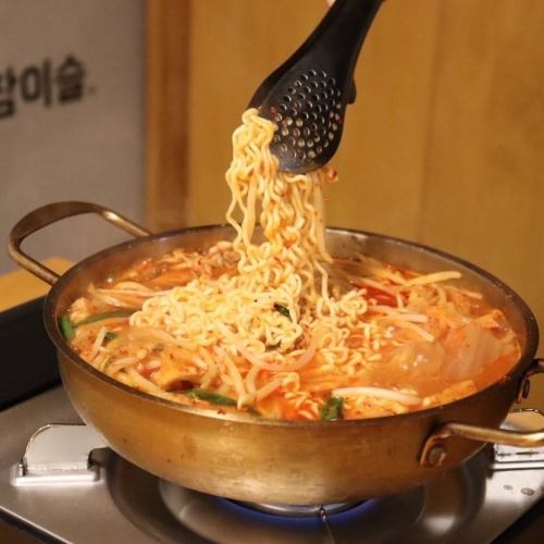 韓国麺入り!プデチゲ(1人前)