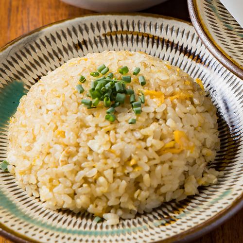 卵チャーハン