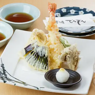 旬の食材を活かした海鮮や天ぷらは絶品◎