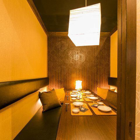 We can accommodate parties of 2 or more in a private room with a calm, traditional Japanese atmosphere.