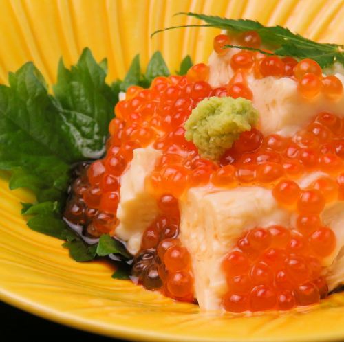 Raw yuba salmon roe