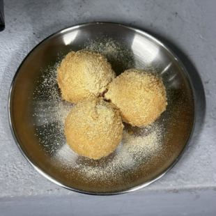 チーズボール(3個入り)