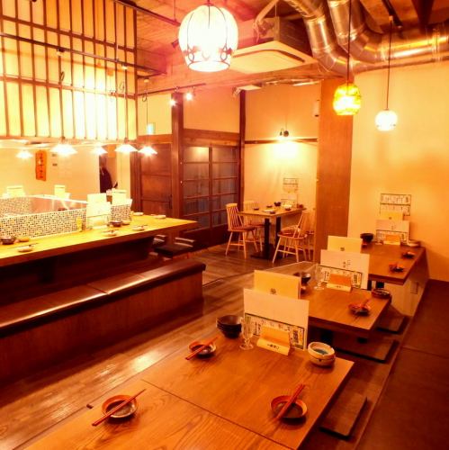 <p>最大20名様までOK！プライベート感もある、小上がりのベンチシート。大人数の宴会に最適です!!３・４月のご予約ご希望のお客様は、２月頃からご予約されることが多いので、ご希望のお日にち、お時間が決まり次第予約して頂くをおすすめいたします！</p>