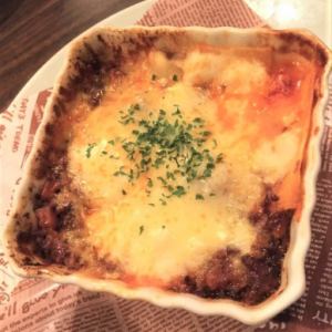 Lasagna with aged meat sauce