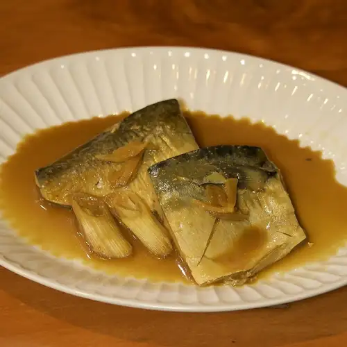 サバ味噌煮定食