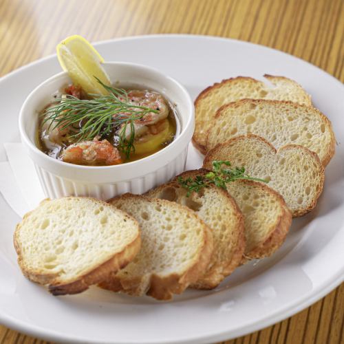 海老のアヒージョ