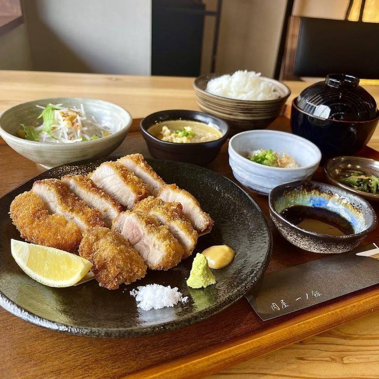 Mino Akabuta Pork Cutlet Set