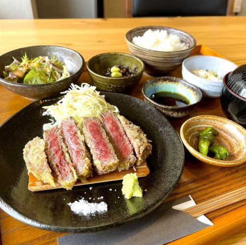 【毎月29日は肉の日】和牛リブロースのレアかつ膳　通常2,630円→特価2,340円