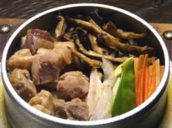 鶏と椎茸の釜めし