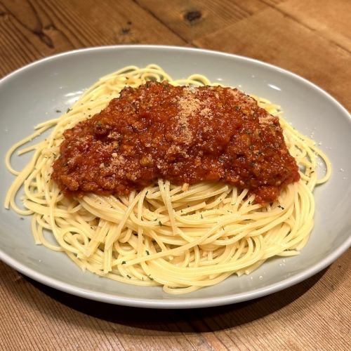 自家製負深旨ミートソースパスタ